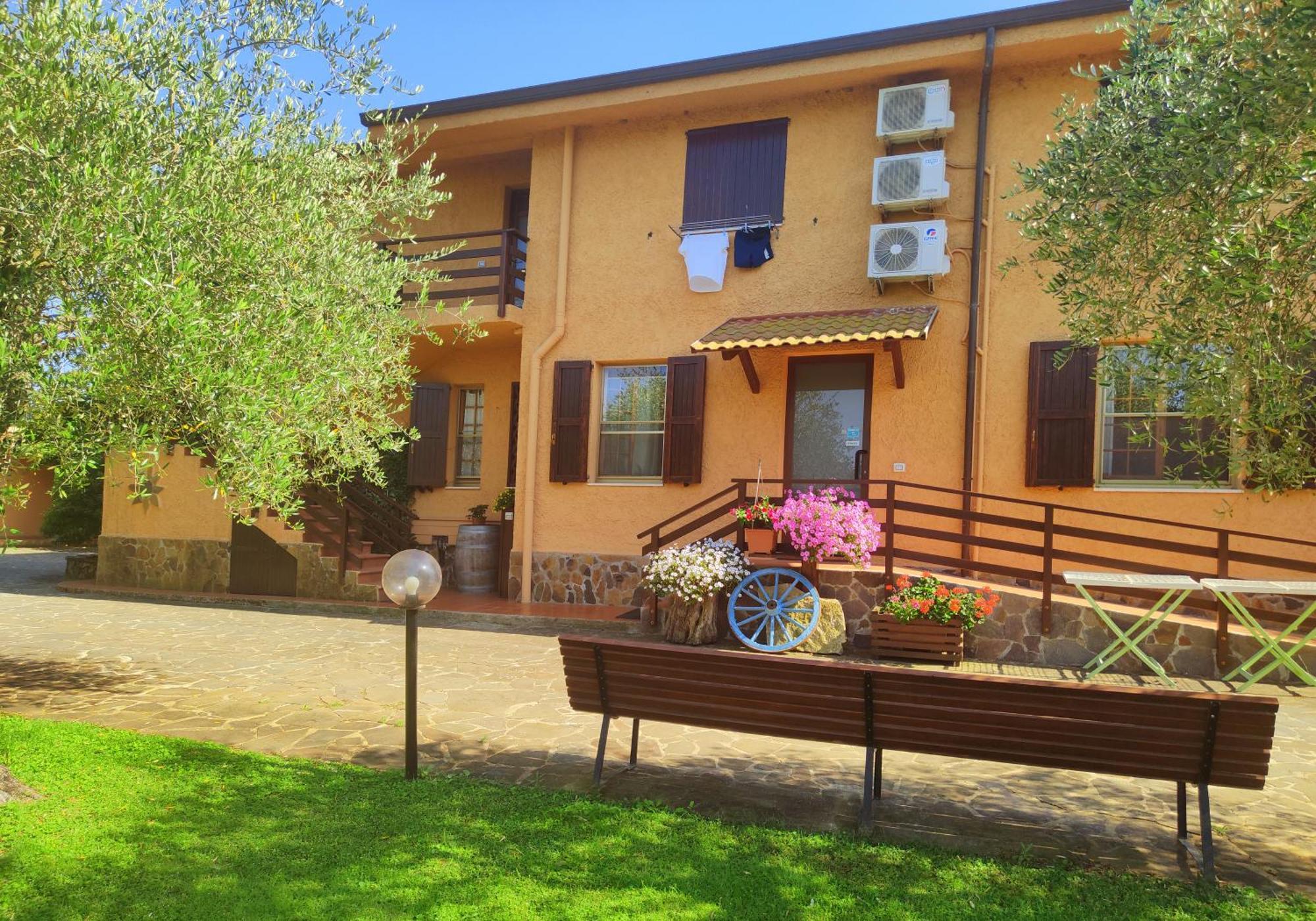 Nuraghe Bianco Bed & Breakfast ซานตา มาเรีย ลา ปาลมา ภายนอก รูปภาพ