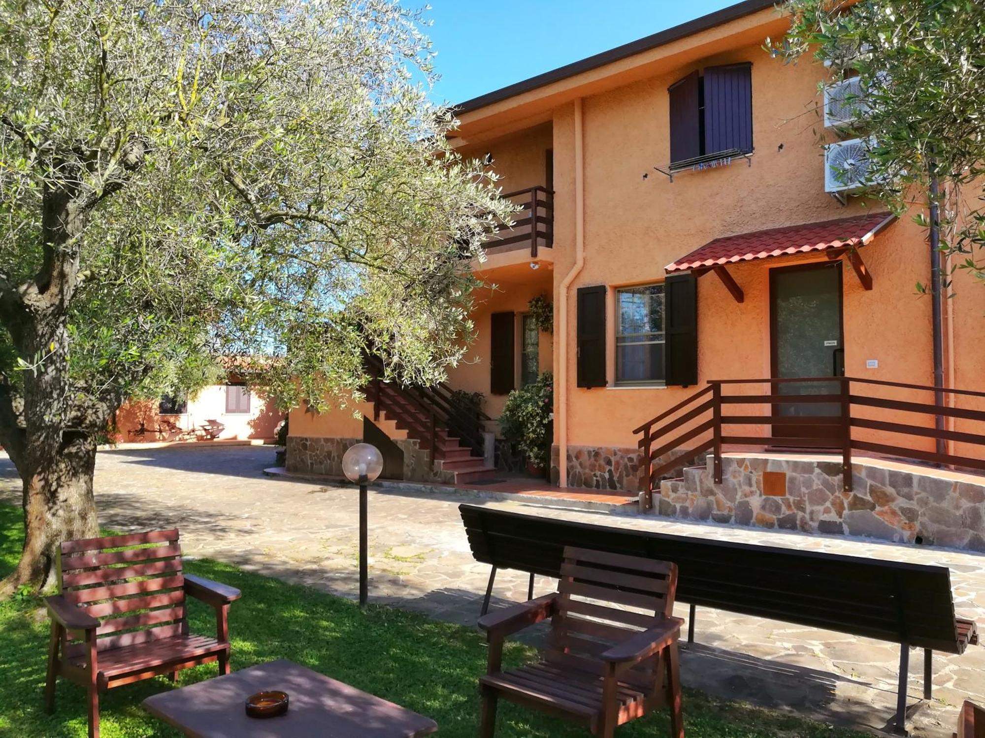 Nuraghe Bianco Bed & Breakfast ซานตา มาเรีย ลา ปาลมา ภายนอก รูปภาพ